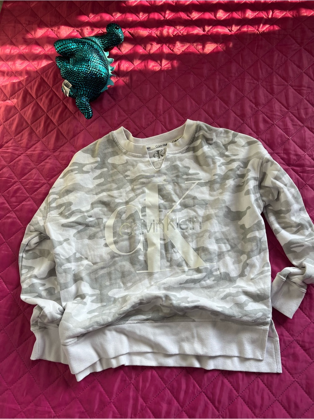 Calvin Klein Women's Light Gray Camo Crewneck Sweatshirt